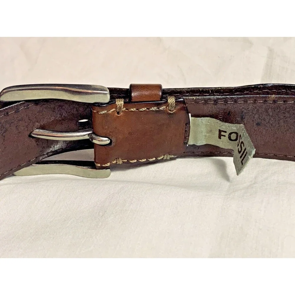 Fossil Brown Genuine Leather Belt Mens Size 34 Nickel Buckle 1.5